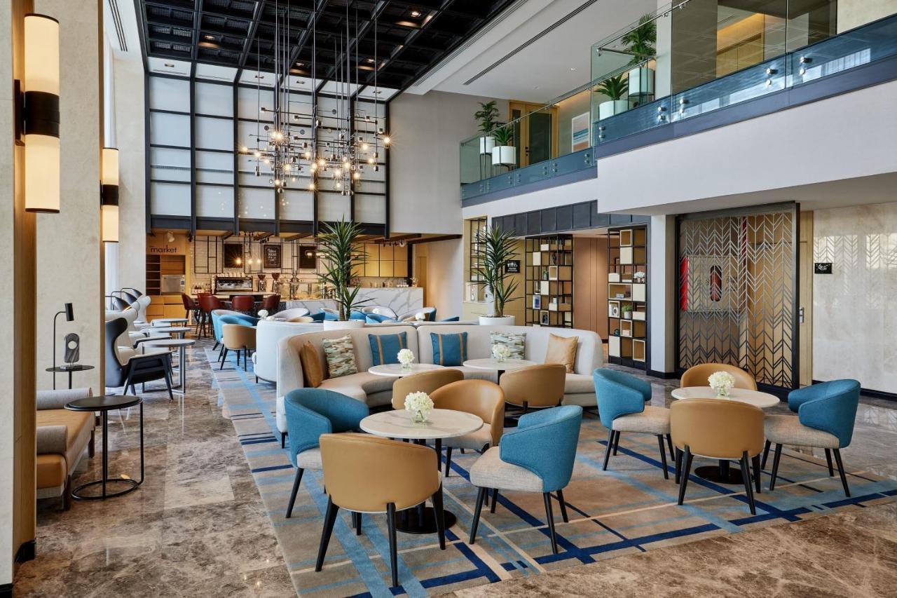 Courtyard By Marriott Hotel