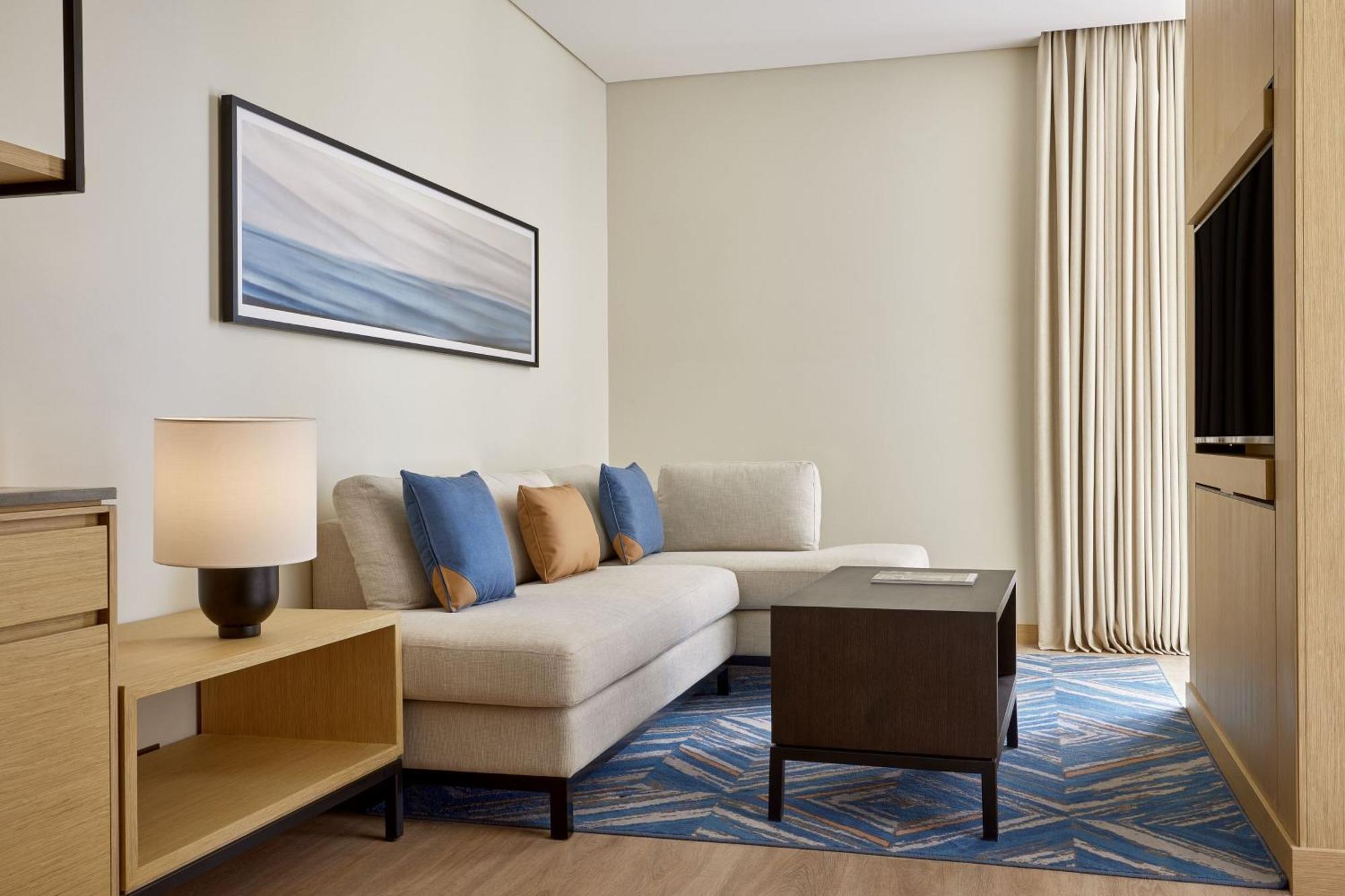 Hotel Courtyard By Marriott 4*