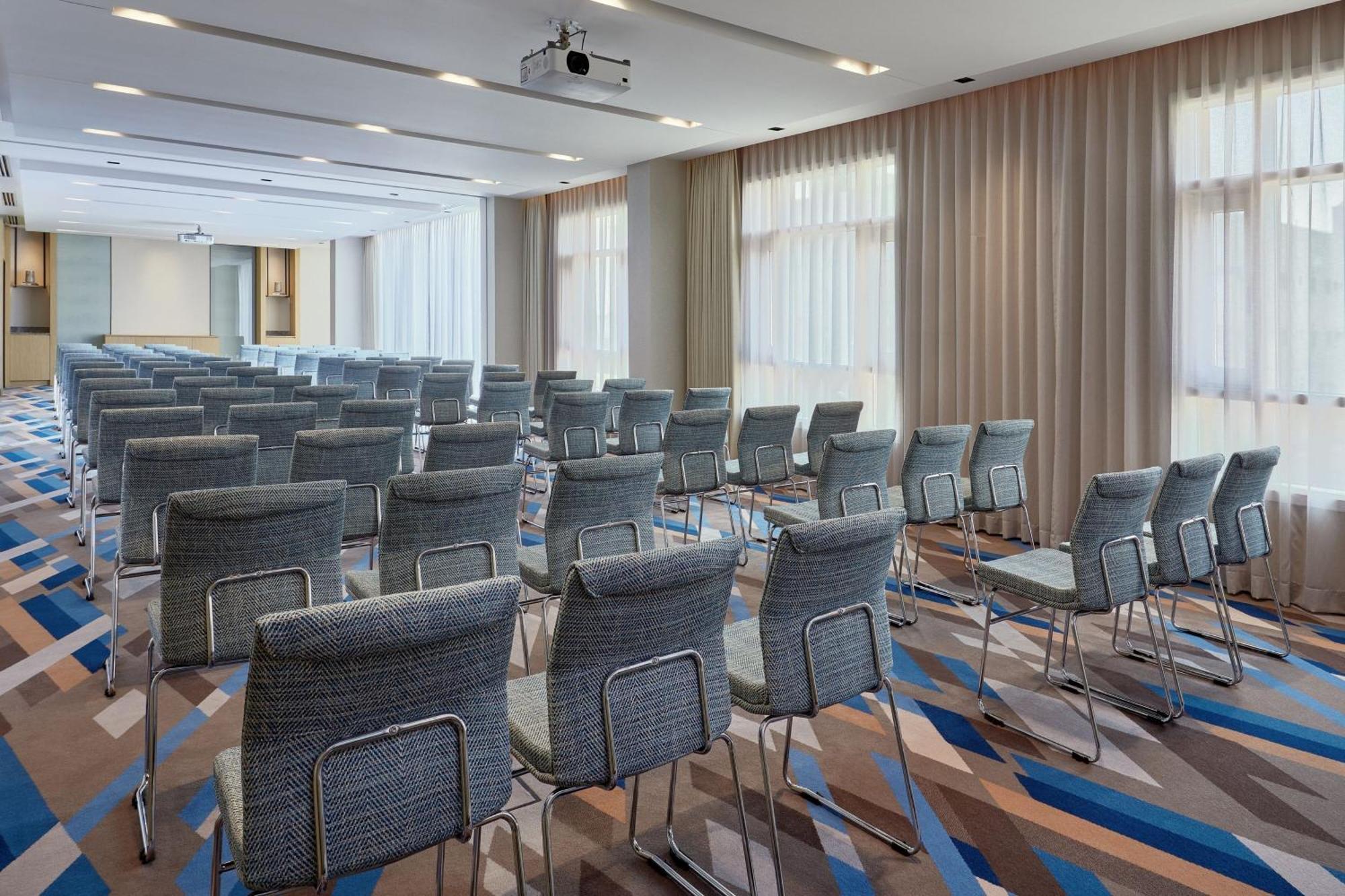 Hotel Courtyard By Marriott Jubail